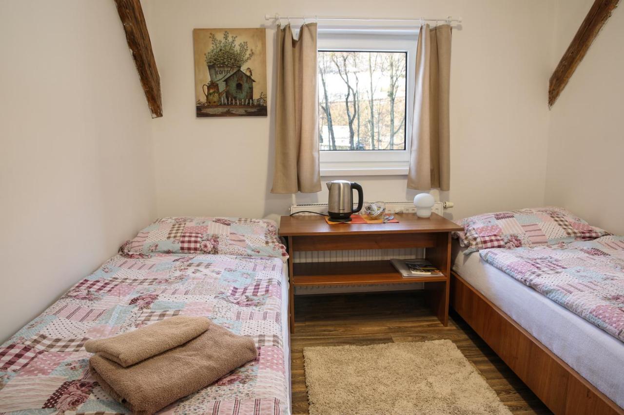 Penzion Tyra Trinec Kültér fotó
