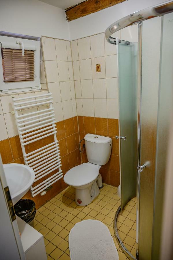 Penzion Tyra Trinec Kültér fotó